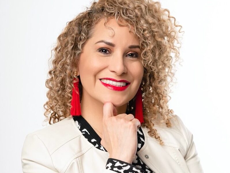 Jennyfer Poveda, REALTOR | United Realty Group – Las Vegas